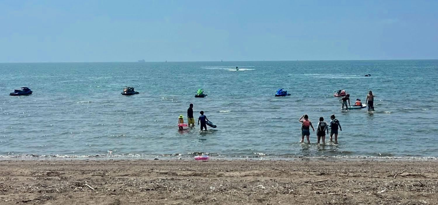 赤穂市　恋ヶ浜プライベートビーチ。ジェットスキー。トーイングチューブ。サップ。BBQ。車中泊。キャンプ。